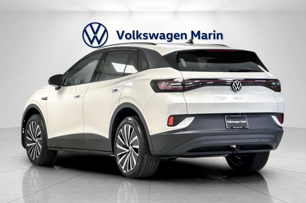 new 2025 Volkswagen ID.4 car, priced at $43,011