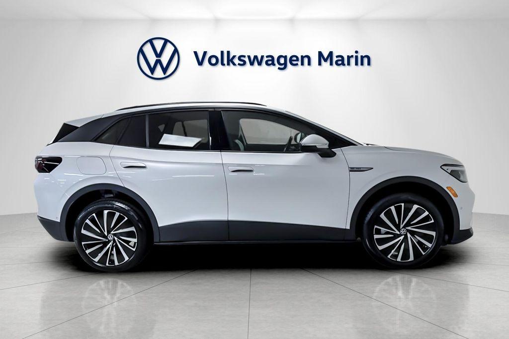 new 2025 Volkswagen ID.4 car, priced at $43,011
