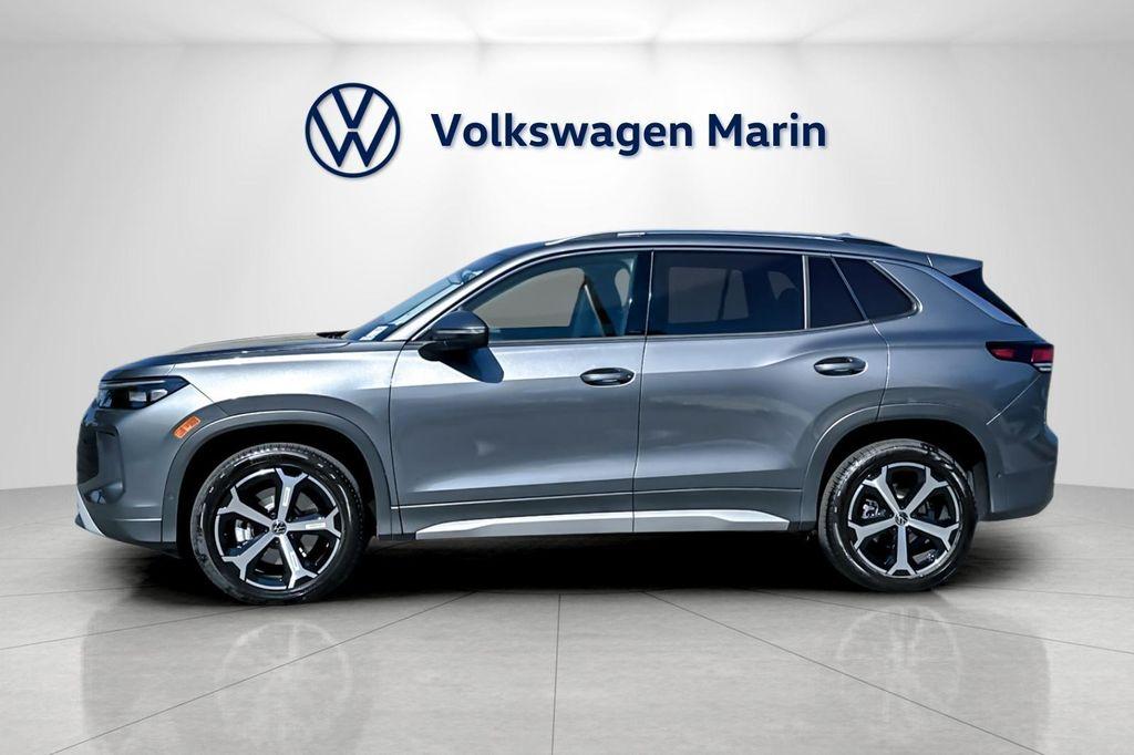 new 2025 Volkswagen Tiguan car, priced at $33,017