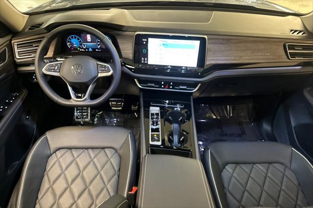 new 2025 Volkswagen Atlas car, priced at $52,523