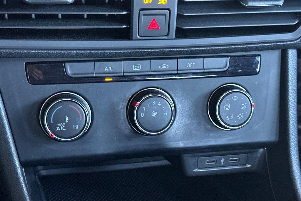 used 2020 Volkswagen Jetta car, priced at $16,000