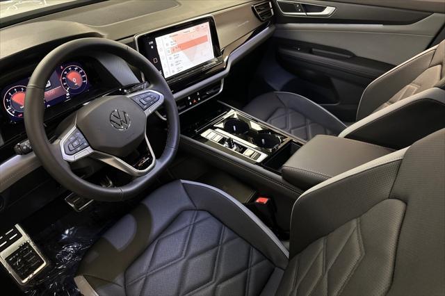 new 2025 Volkswagen Atlas car, priced at $45,115