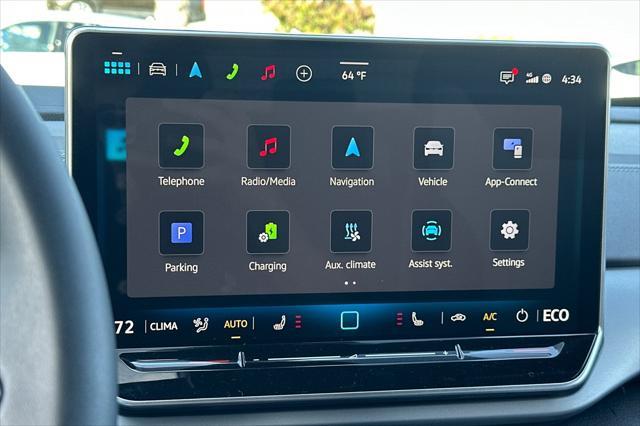 new 2025 Volkswagen ID.4 car, priced at $43,011