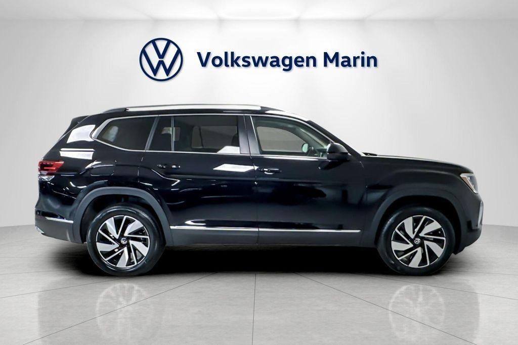 new 2026 Volkswagen Atlas car, priced at $52,339
