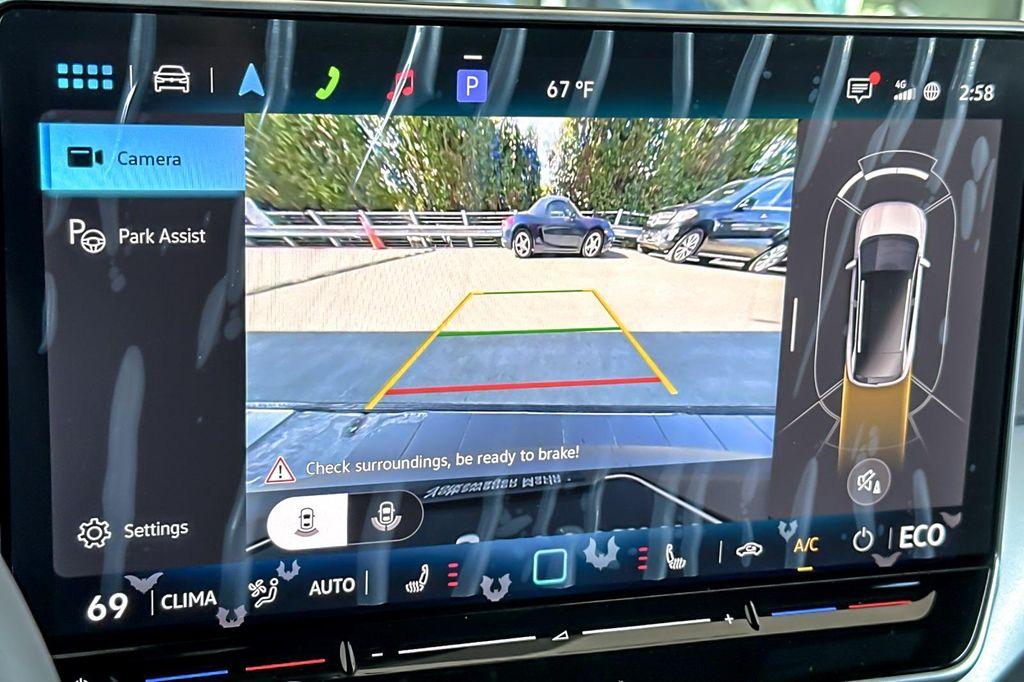 new 2025 Volkswagen ID.4 car, priced at $39,345