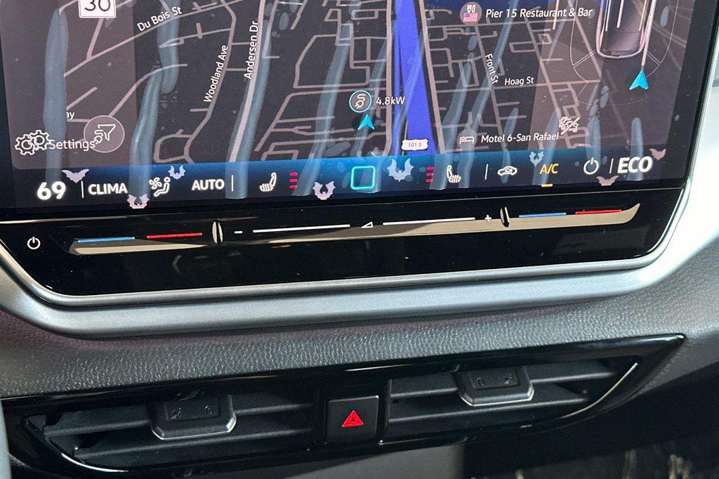 new 2025 Volkswagen ID.4 car, priced at $39,345