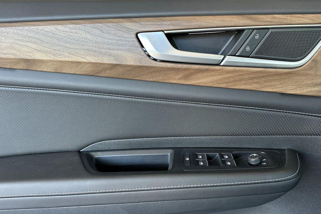 new 2026 Volkswagen Atlas car, priced at $49,530