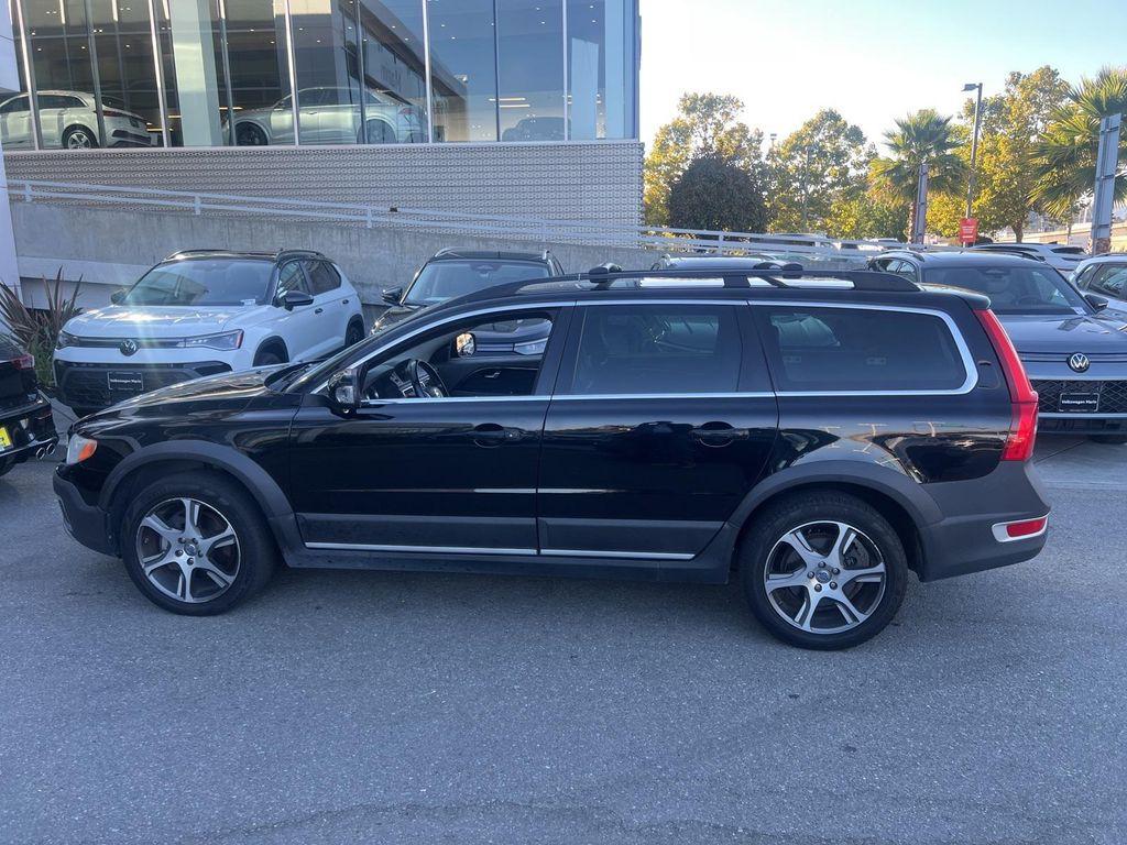 used 2013 Volvo XC70 car, priced at $12,500