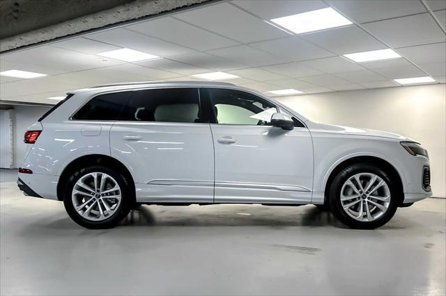 used 2025 Audi Q7 car, priced at $58,788