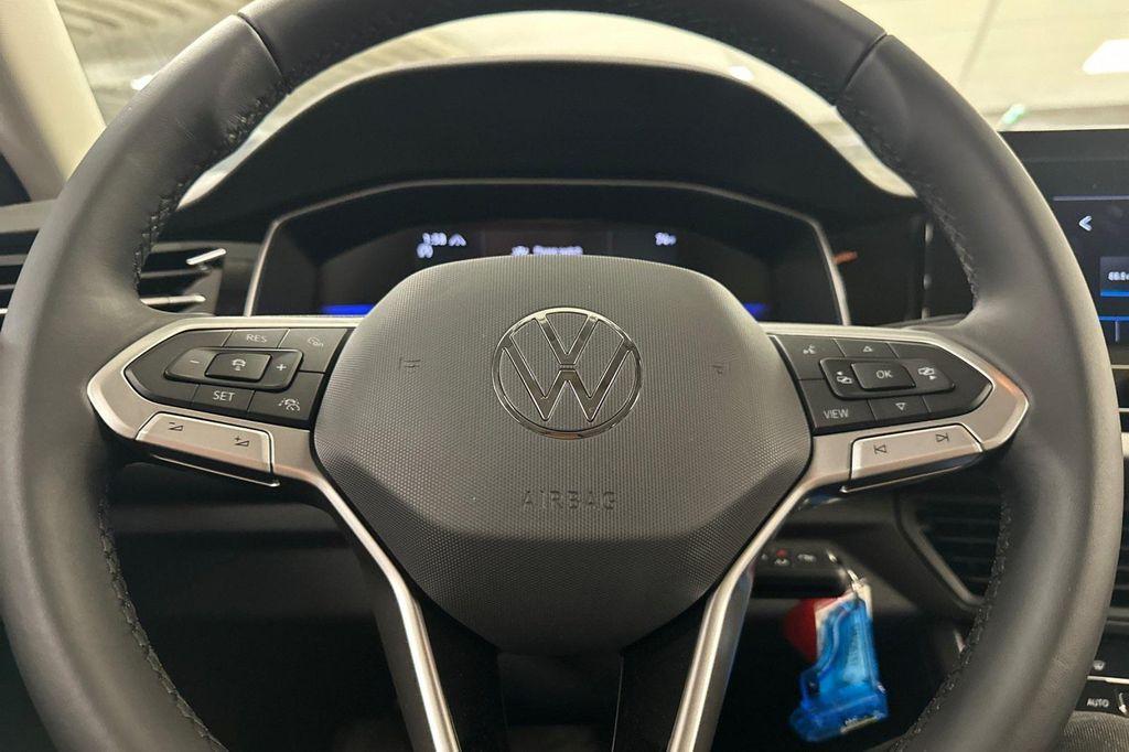 new 2025 Volkswagen Jetta car, priced at $21,797