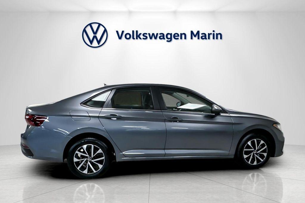 new 2025 Volkswagen Jetta car, priced at $21,797