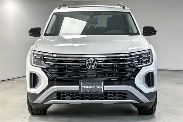 new 2025 Volkswagen Atlas car, priced at $48,656