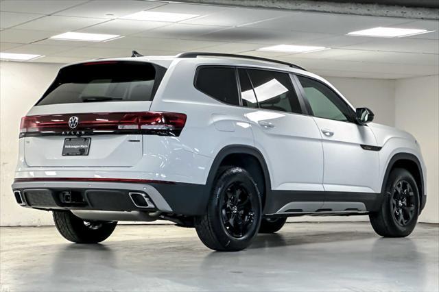 new 2025 Volkswagen Atlas car, priced at $48,656