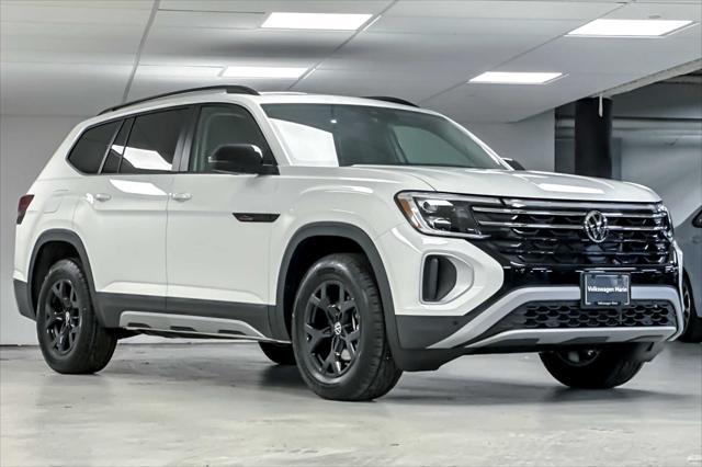 new 2025 Volkswagen Atlas car, priced at $48,656