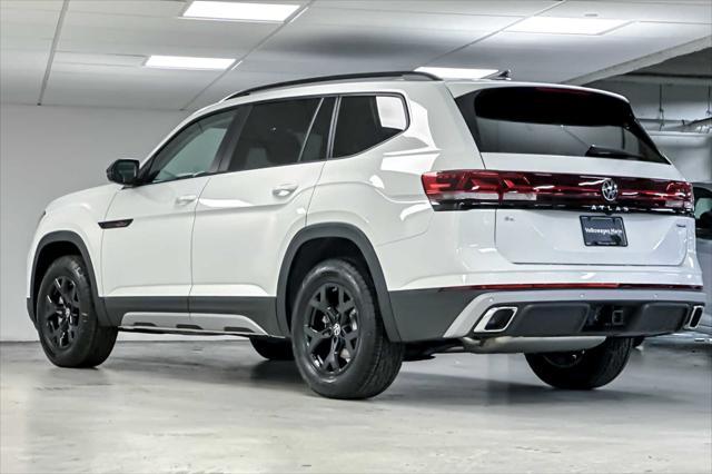 new 2025 Volkswagen Atlas car, priced at $48,656