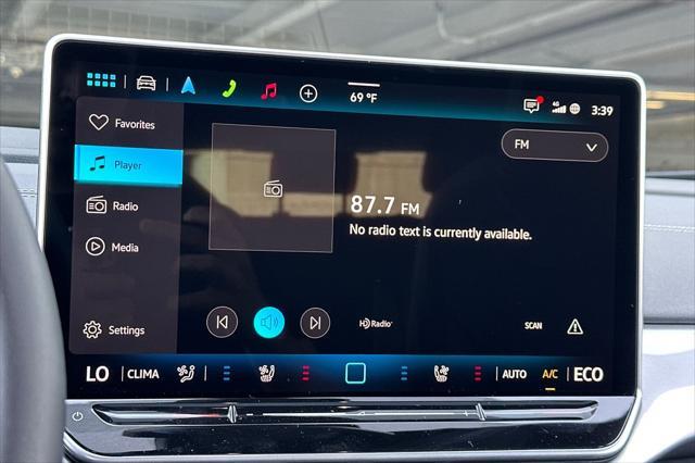 new 2025 Volkswagen ID.4 car, priced at $49,491