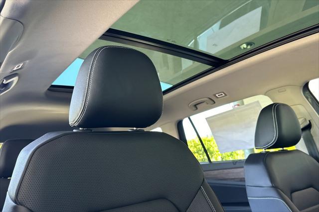 new 2025 Volkswagen Atlas car, priced at $46,784