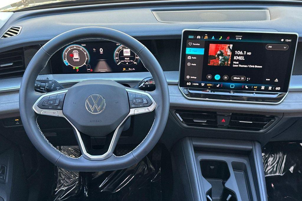 new 2025 Volkswagen Tiguan car, priced at $33,017