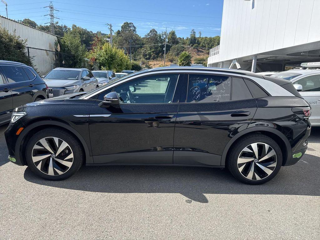 used 2022 Volkswagen ID.4 car, priced at $23,999