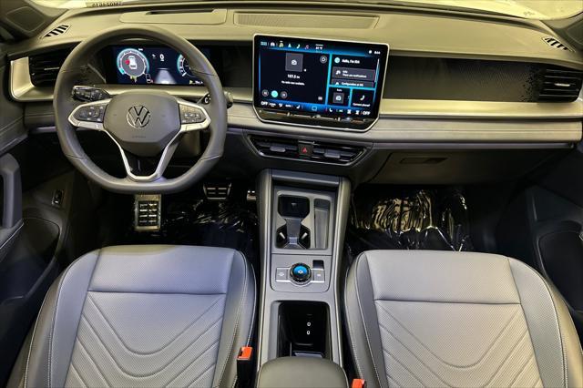 new 2025 Volkswagen Tiguan car, priced at $37,865