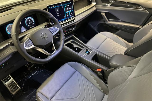 new 2025 Volkswagen Tiguan car, priced at $37,865