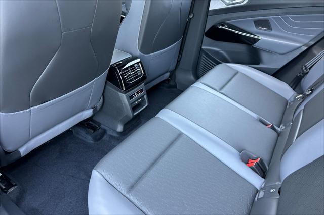 new 2025 Volkswagen ID.4 car, priced at $47,805