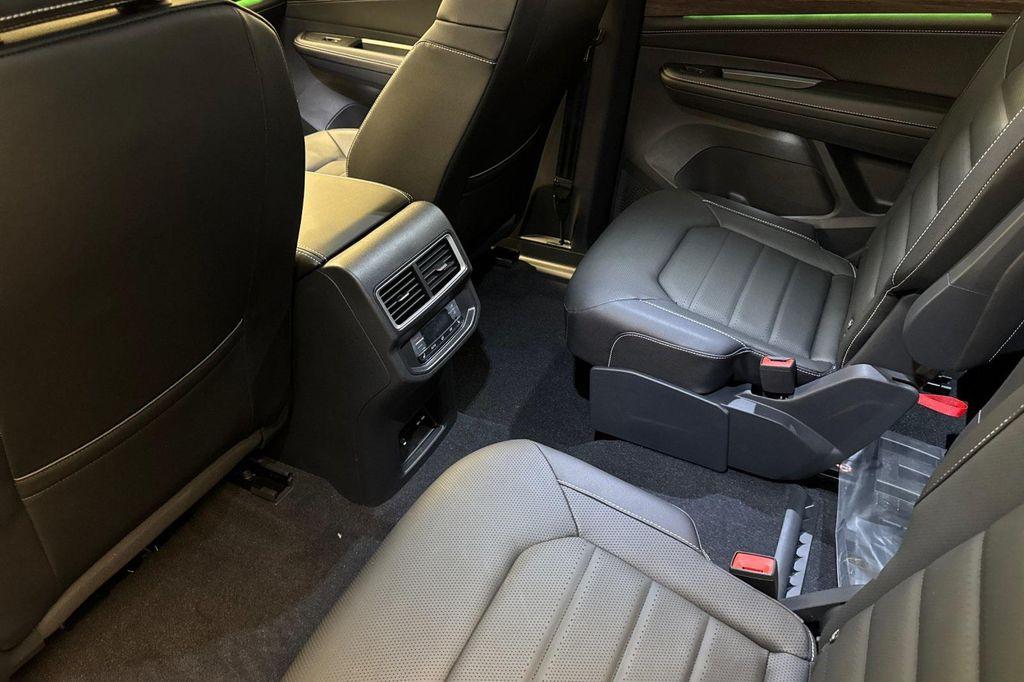 new 2026 Volkswagen Atlas car, priced at $53,489