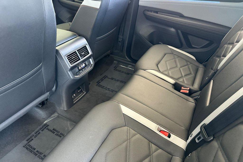 new 2025 Volkswagen Atlas car, priced at $46,115