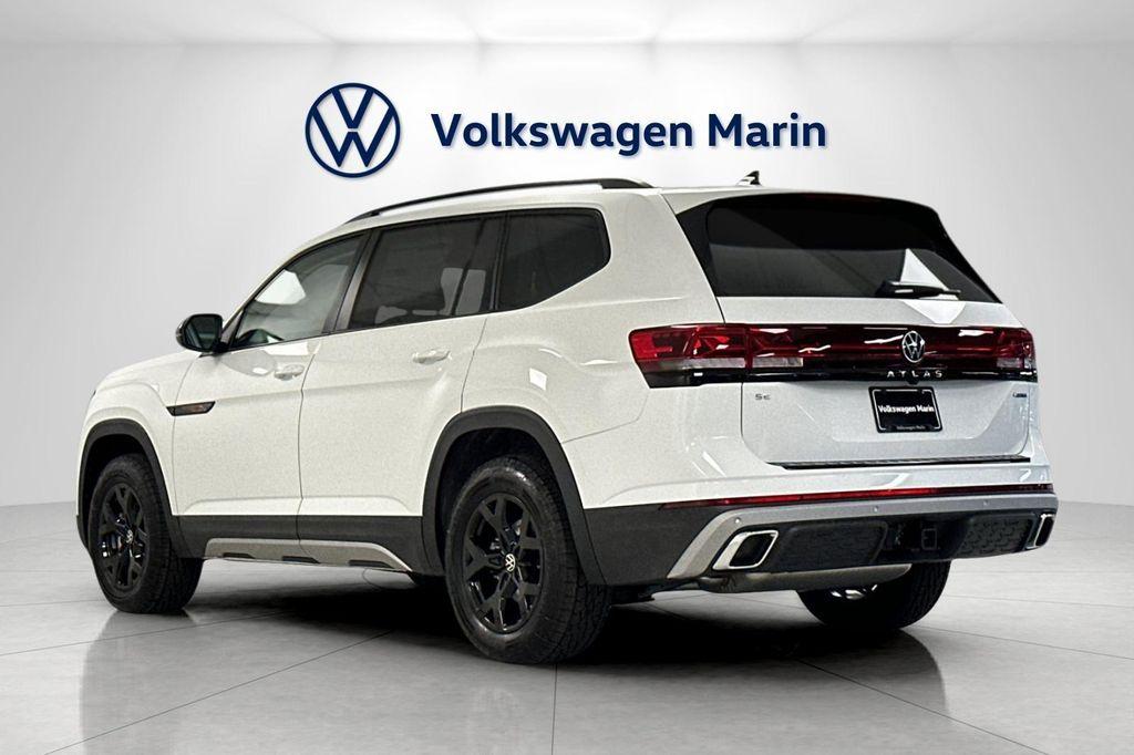 new 2025 Volkswagen Atlas car, priced at $46,115