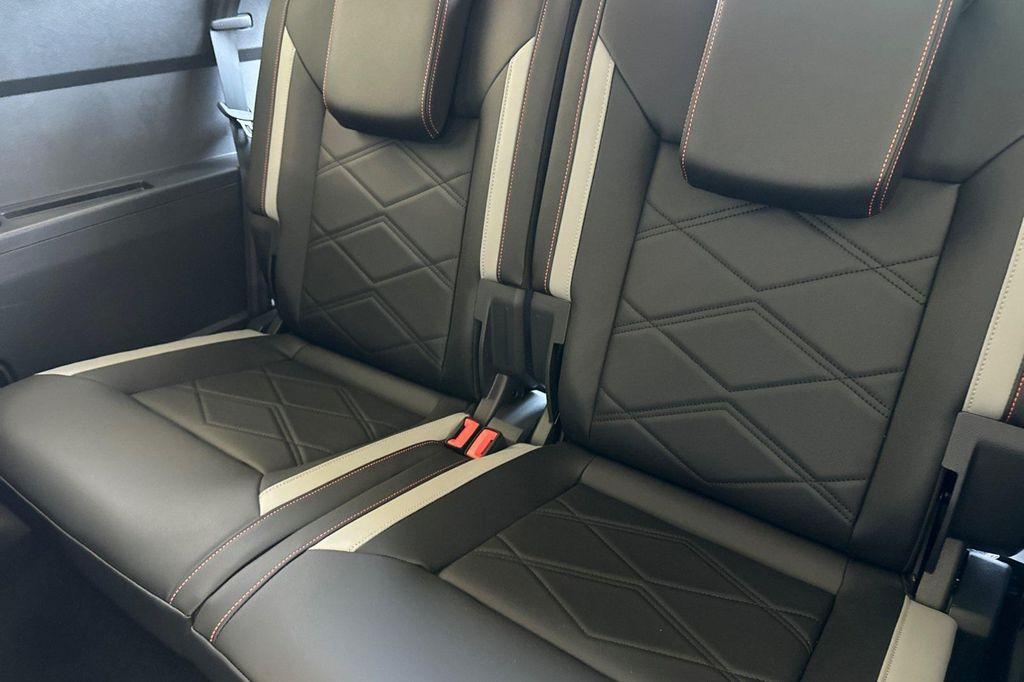 new 2025 Volkswagen Atlas car, priced at $46,115