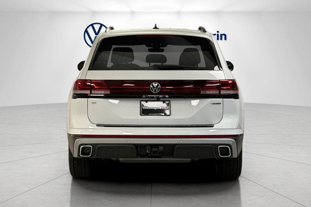 new 2025 Volkswagen Atlas car, priced at $46,115