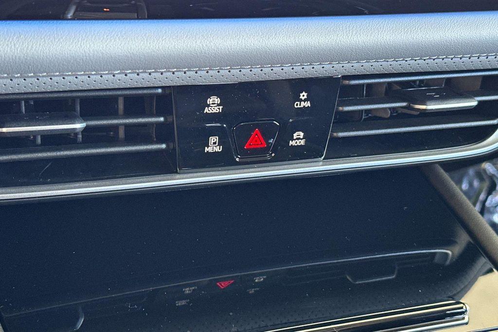 new 2025 Volkswagen Atlas car, priced at $46,115