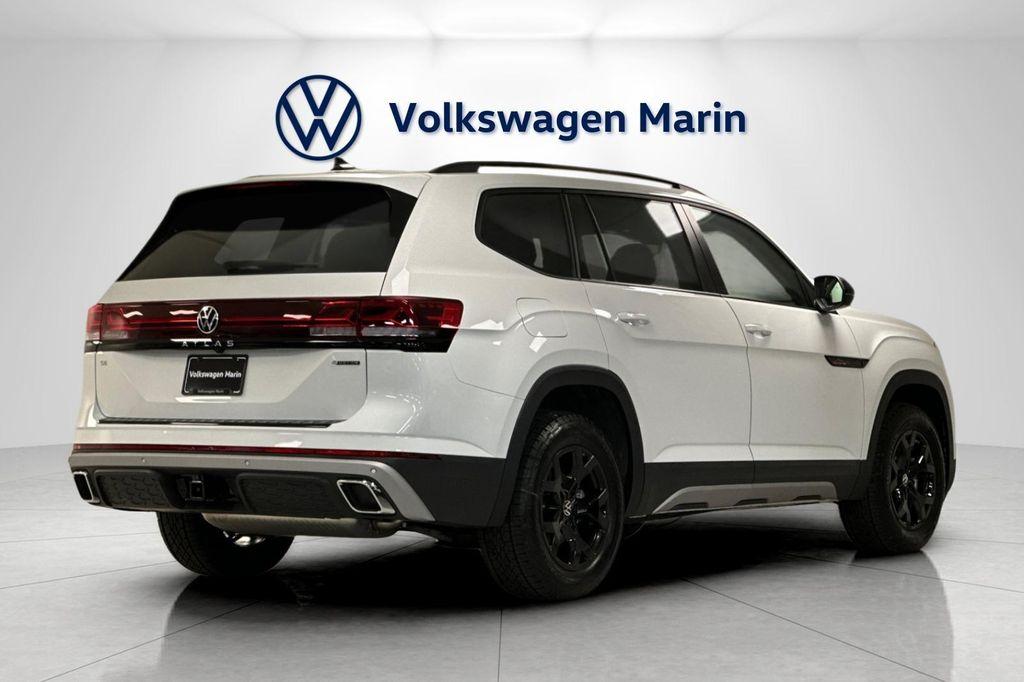 new 2025 Volkswagen Atlas car, priced at $46,115