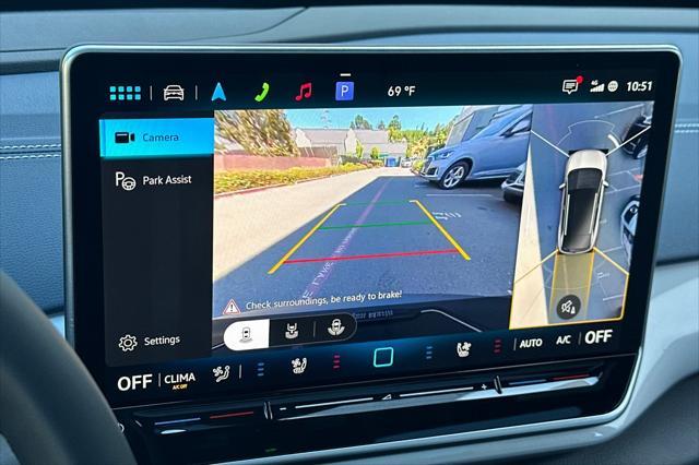 new 2025 Volkswagen ID.4 car, priced at $51,194