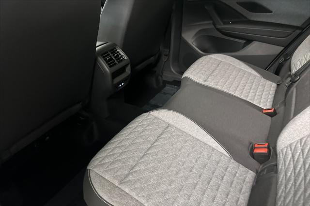 new 2025 Volkswagen Tiguan car, priced at $30,386
