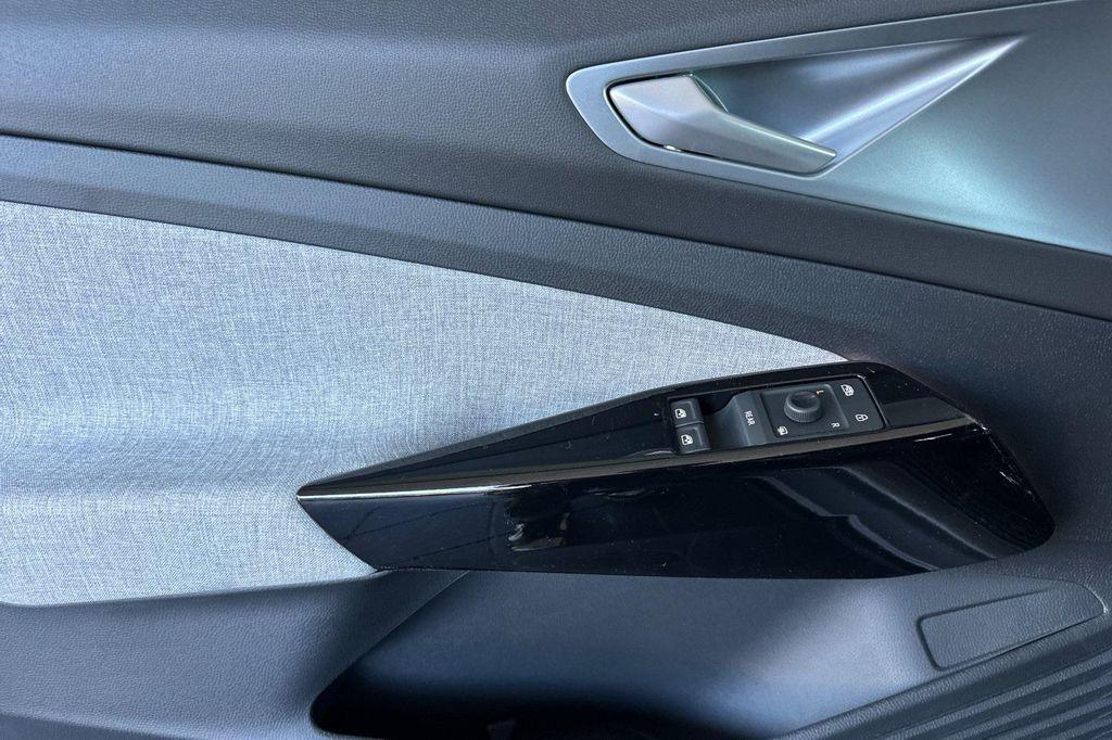 new 2025 Volkswagen ID.4 car, priced at $44,345