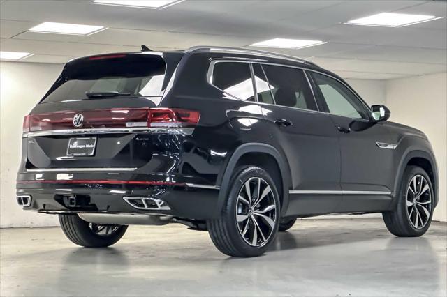 new 2025 Volkswagen Atlas car, priced at $56,939