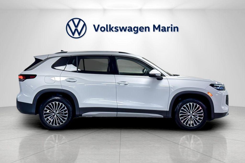 new 2025 Volkswagen Tiguan car, priced at $28,129