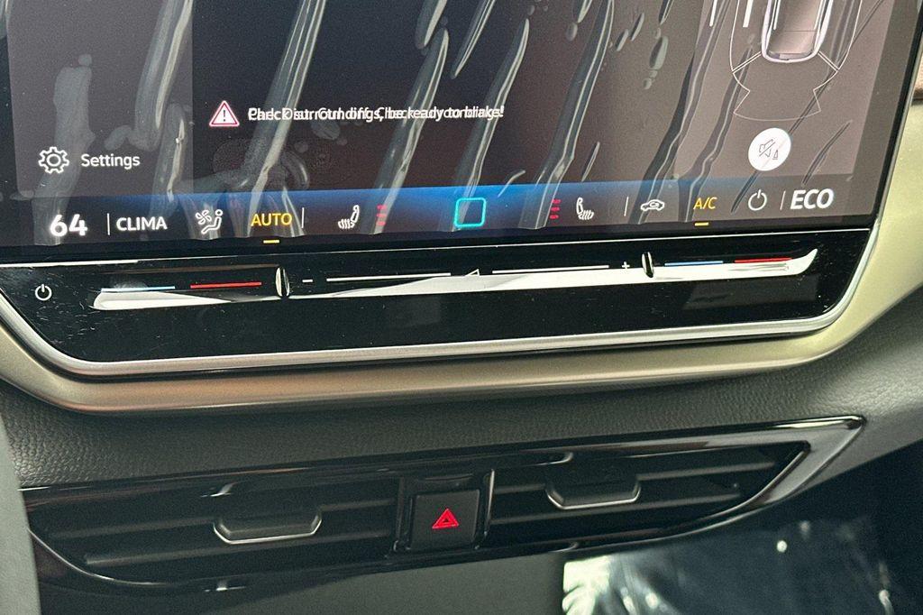 new 2025 Volkswagen ID.4 car, priced at $39,450