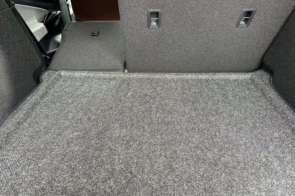 new 2025 Volkswagen ID.4 car, priced at $39,450