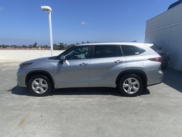 used 2023 Toyota Highlander car, priced at $32,988