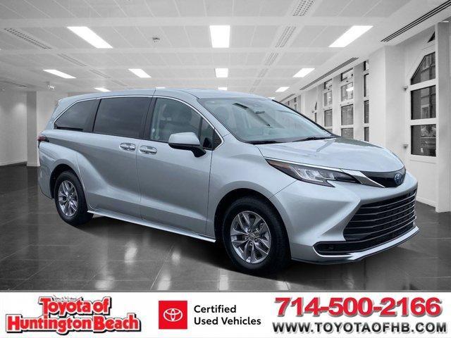 used 2022 Toyota Sienna car, priced at $35,488