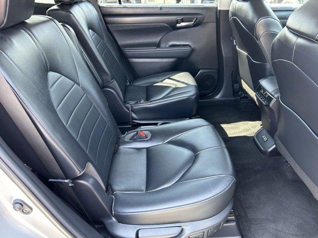 used 2023 Toyota Highlander car, priced at $36,488