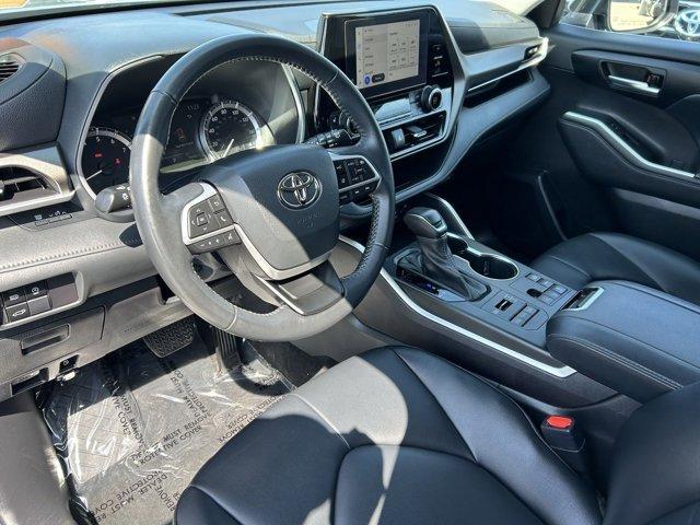 used 2023 Toyota Highlander car, priced at $36,488