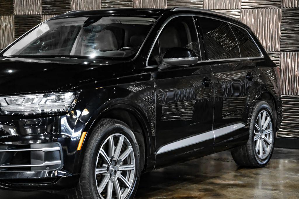 used 2019 Audi Q7 car, priced at $23,400