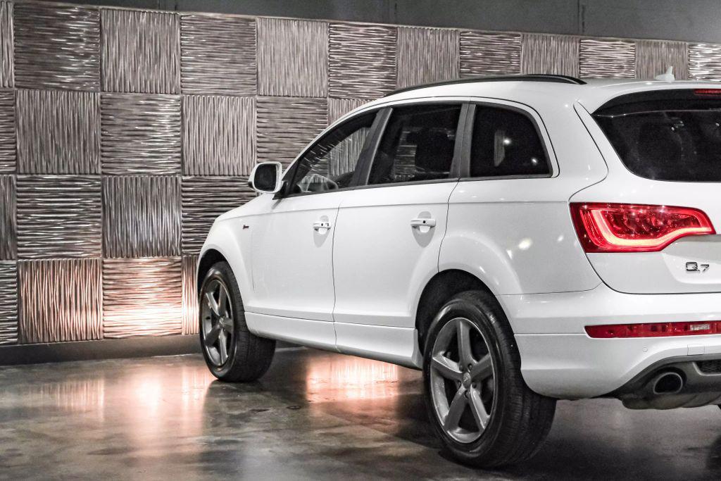 used 2015 Audi Q7 car, priced at $12,996