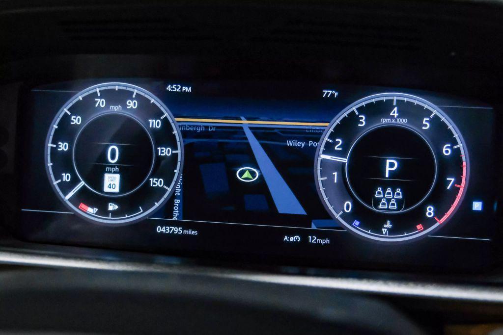 used 2019 Land Rover Discovery car, priced at $28,500