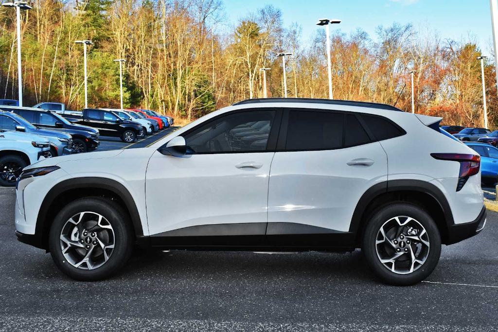 new 2025 Chevrolet Trax car, priced at $25,130