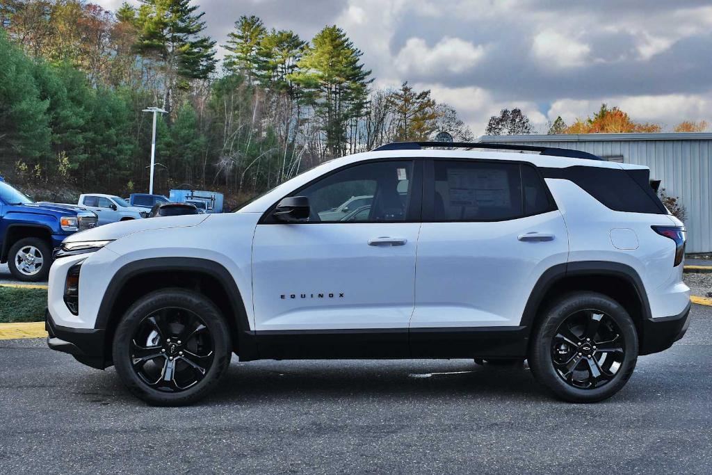 new 2025 Chevrolet Equinox car, priced at $35,470