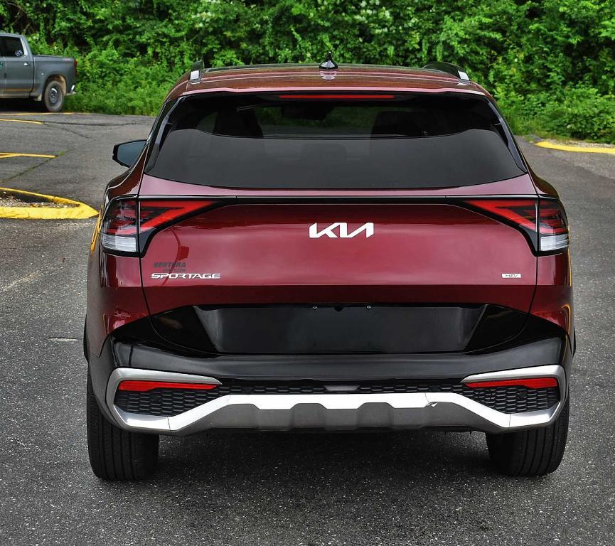 used 2024 Kia Sportage Hybrid car, priced at $31,877